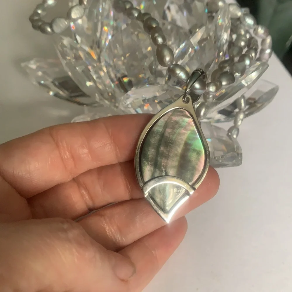 925 silver and Fresh water pearl and mother of pearl strand and pendant
